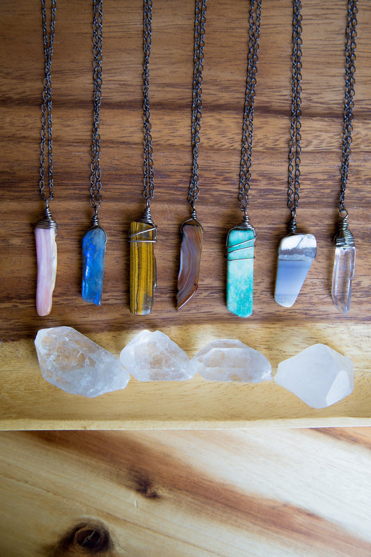 Piano Key Necklace / Simple Necklace / Gemstone Necklace / Small Jewelry / Minimal Necklace / Wire Wrapped Necklace / Stone Necklace