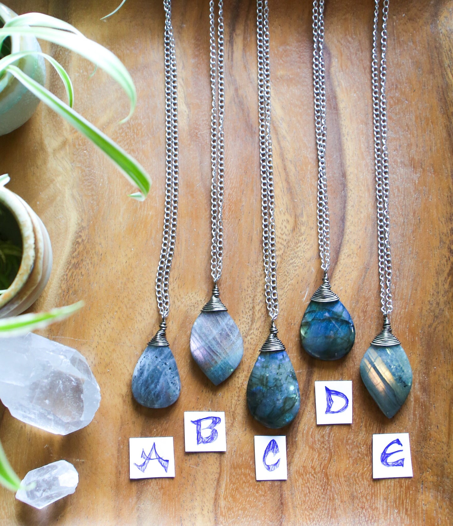 labradorite tear drop necklace / minimalist necklace / gemstone necklace / labradorite jewelry / boho festival necklace / mother's day gift