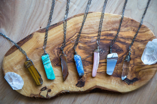 Piano Key Necklace / Simple Necklace / Gemstone Necklace / Small Jewelry / Minimal Necklace / Wire Wrapped Necklace / Stone Necklace