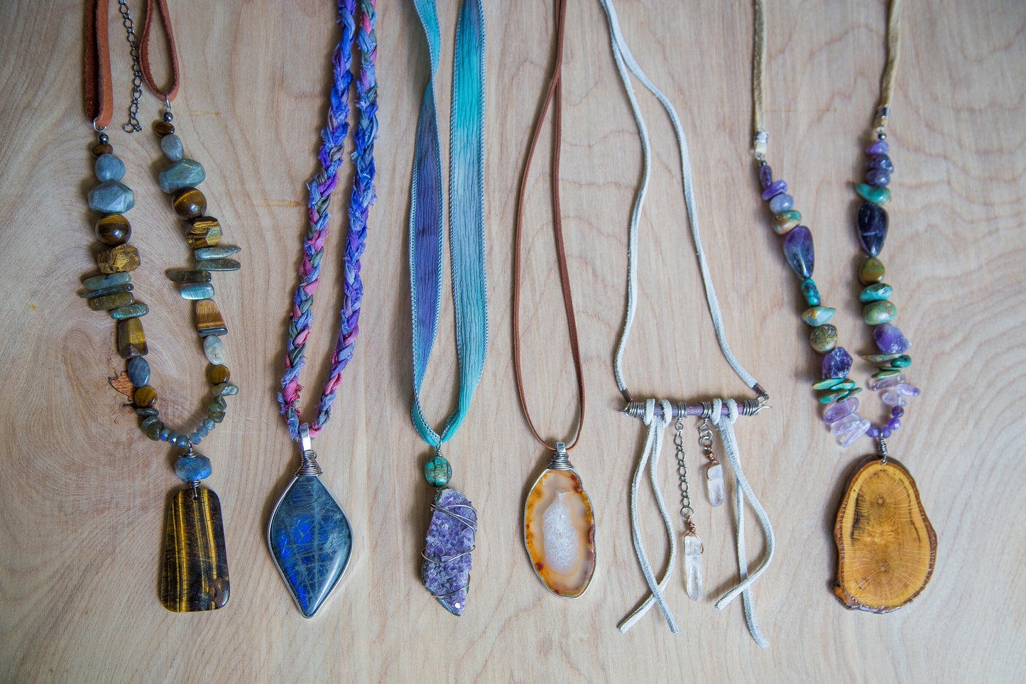 Labradorite Necklace / X Large Gemstone Necklace / Sari Silk / Bohemian Handcrafted Necklace / Earthy Jewelry / Gift / Festival Jewelry