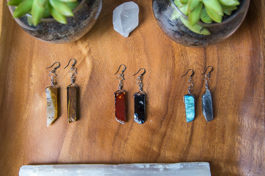Simple Gemstone Earrings / Piano Key / Minimalist Earrings / Raw Stone Earrings / Festival Fashion / Coachella Fashion / Earthy Jewelry