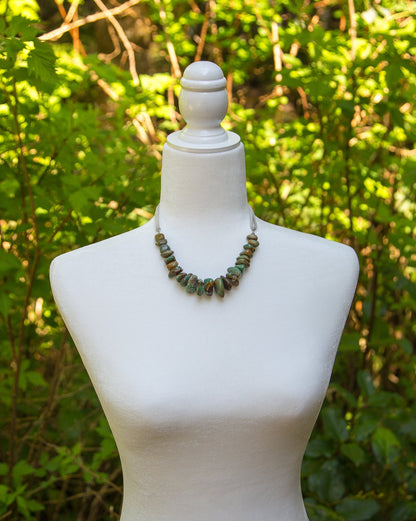 Turquoise Necklace / Unisex Jewelry / Turquoise Jewelry / Mens Turquoise Necklace / Festival Jewelry / Chunky Beaded Gemstone Necklace