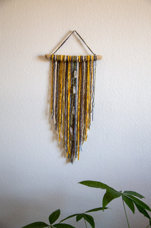 Small Wall Hanging / Fiber Wall Decor / Quartz Wall Decor /  Multi Color Wall Hanging / Fiber Dreamcatcher / Wall Decor / Quartz Art