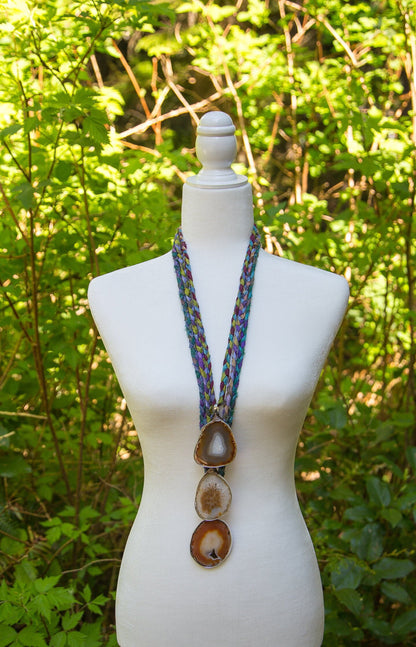Agate Slice Necklace / X-Large Necklace / Sari Silk / Agate Jewelry / Colorful Necklace / Bohemian Festival Necklace / Mother's Day Gift