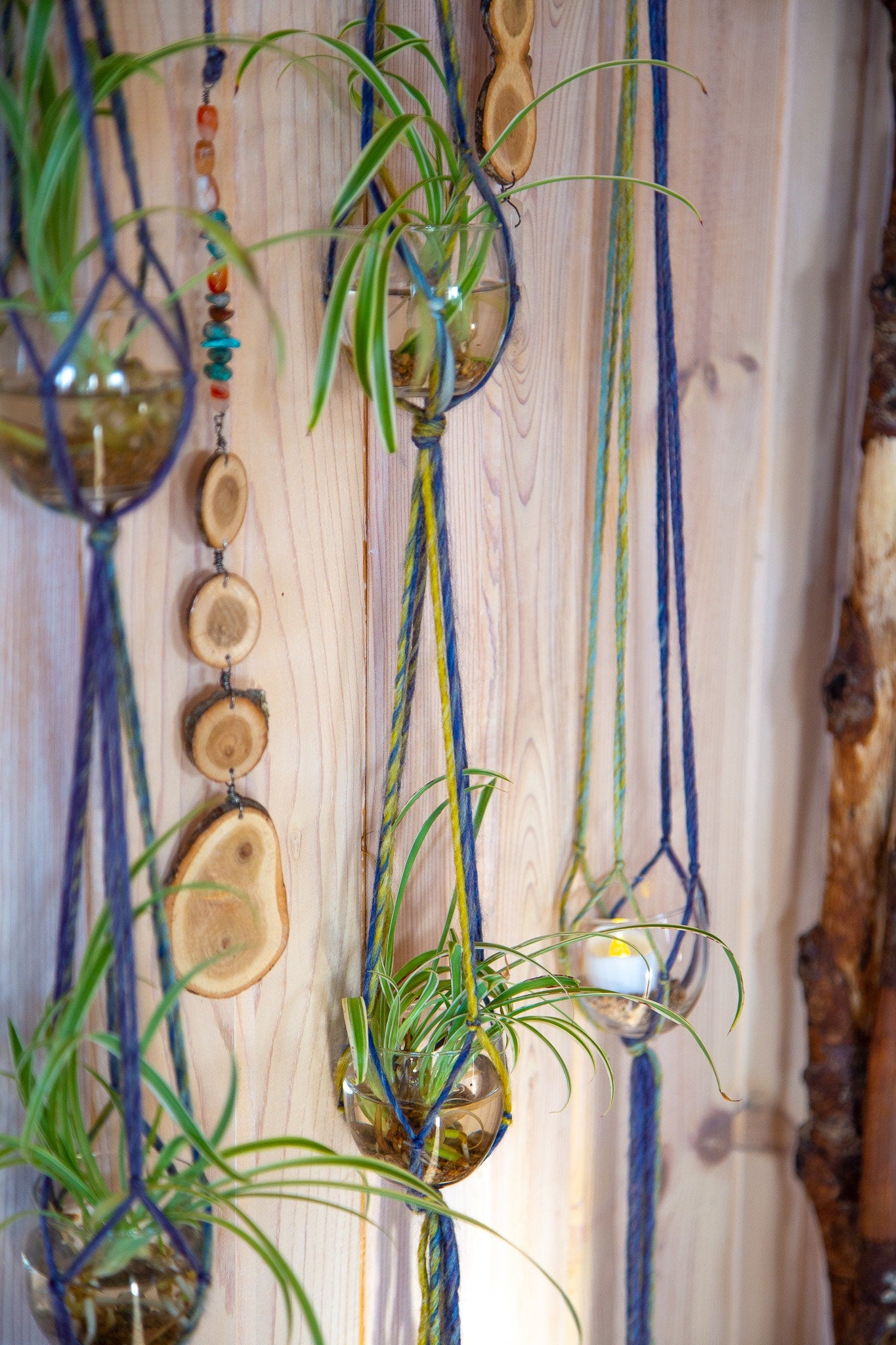 6 Plant Hanger with Quartz, Turqoise, Wood and Fiber
