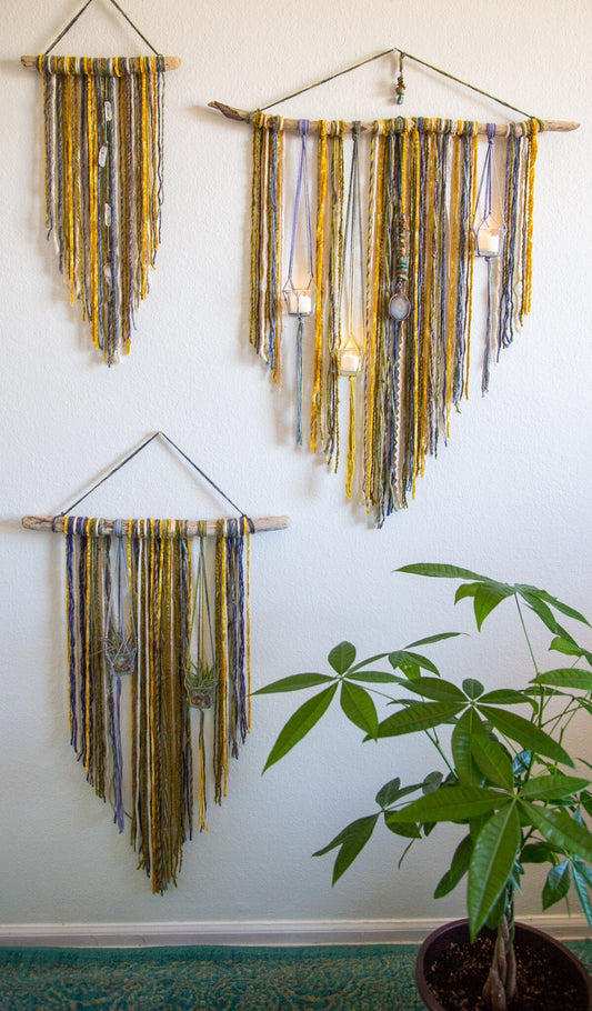 Small Wall Hanging / Fiber Wall Decor / Quartz Wall Decor /  Multi Color Wall Hanging / Fiber Dreamcatcher / Wall Decor / Quartz Art