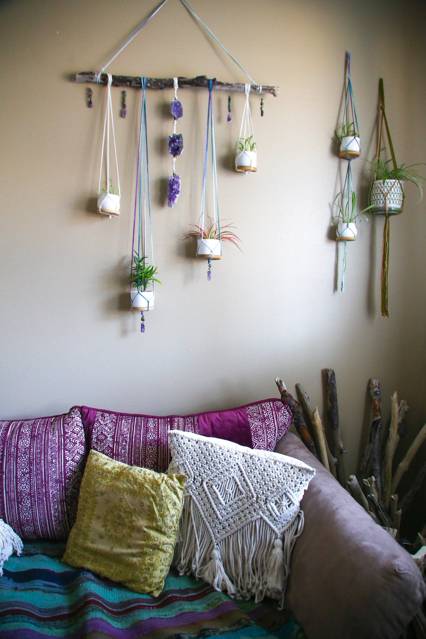 Amethyst cluster medium driftwood wall hanging with pots & candle holders