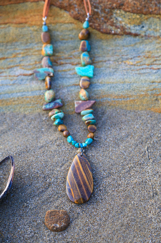 healing gemstone chunky earthy beaded necklace / organic feel amethyst necklace / turquoise / tigers eye necklace / festival fashion / boho