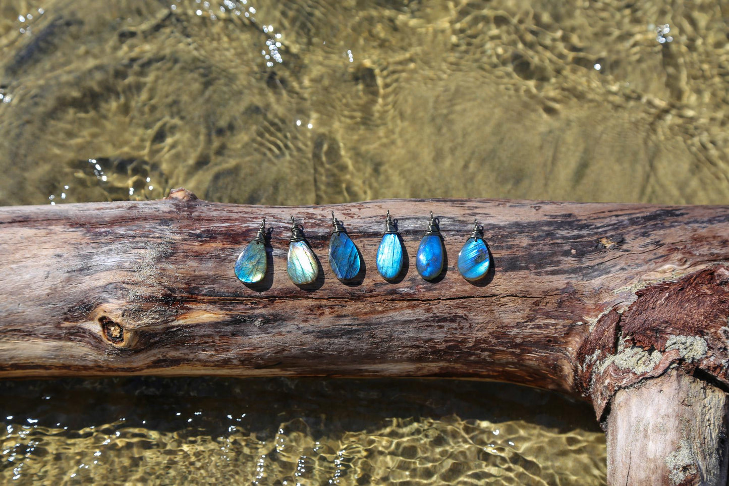 pick a length small Labradorite necklace / flashy labradorescence raw oval gemstone necklace / minimalist necklace / strong iridescence